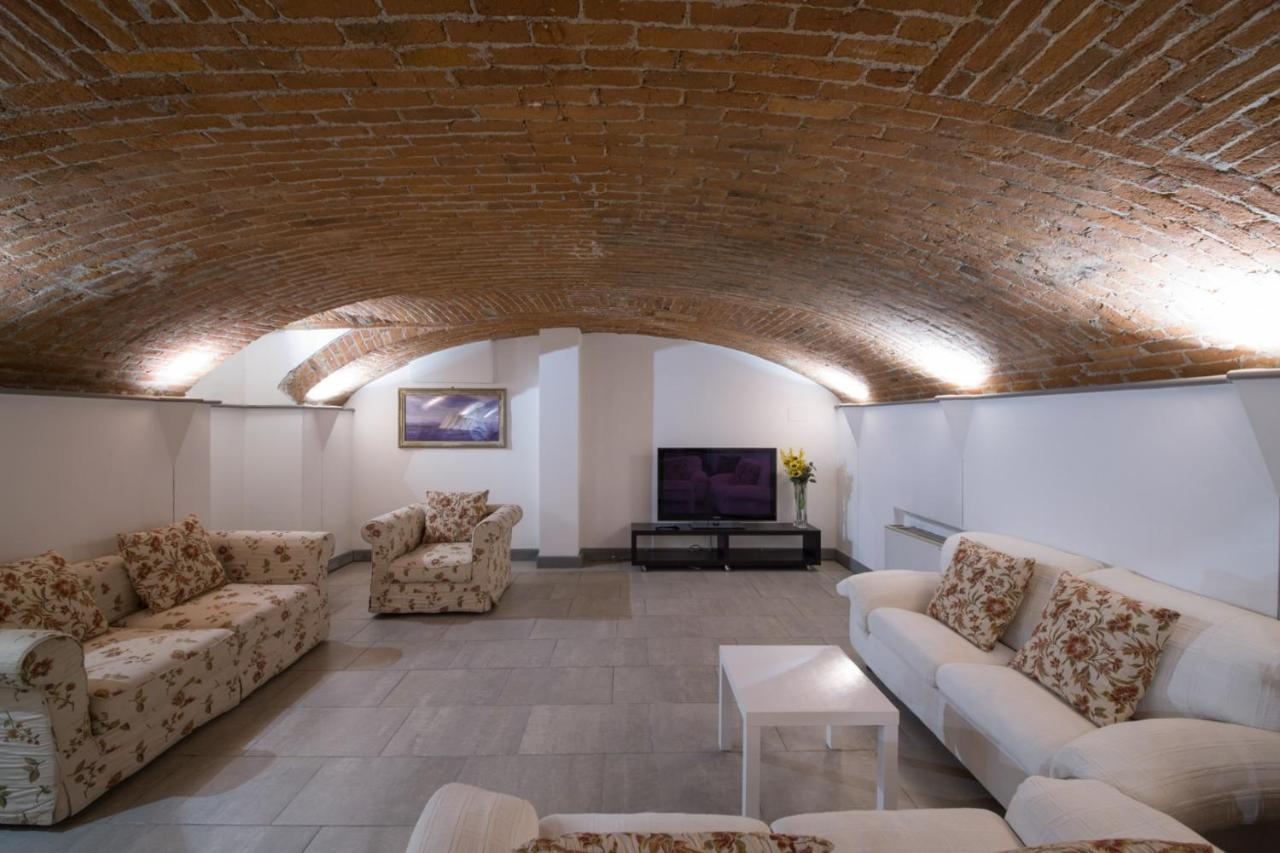 Loft In Navigli District With Jacuzzi & Sauna - Papiniano Милан Экстерьер фото
